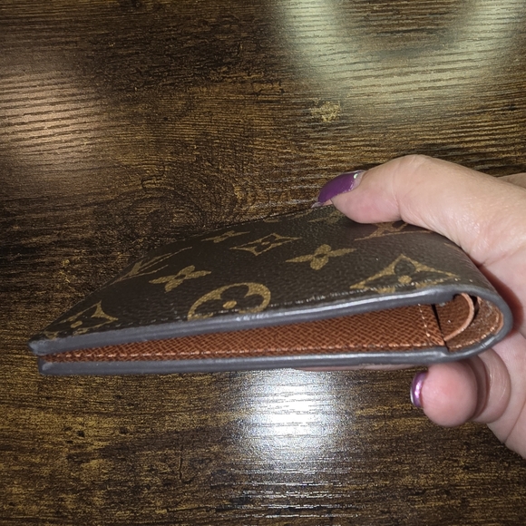 EUC Louis Vuitton mens bi fold wallet - Picture 4 of 10